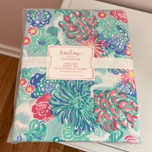 Pottery Barn x Lilly Pulitzer sheets